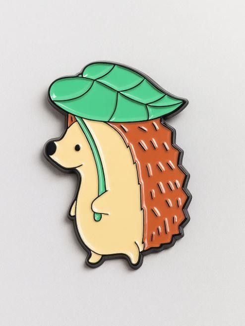Значок металлический 35мм "Hedgehog leaf"